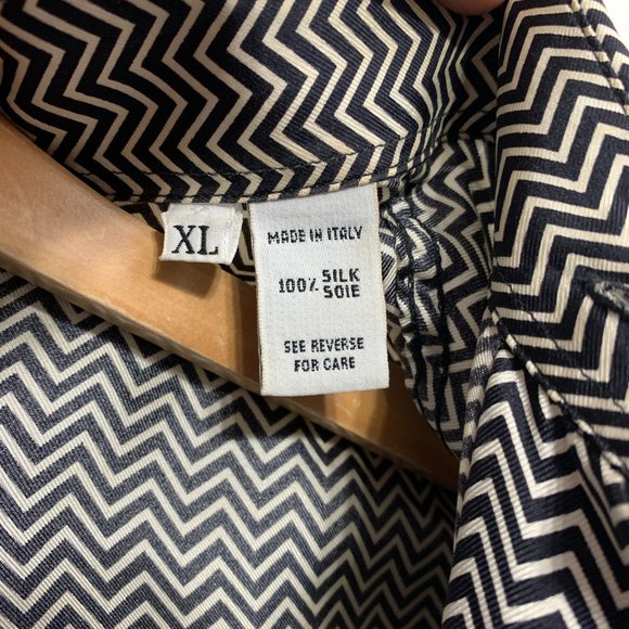 VERSACE Classic V2 Authentic Mens XL Silk Zig Zag Pattern Button Down Shirt - Picture 7 of 13